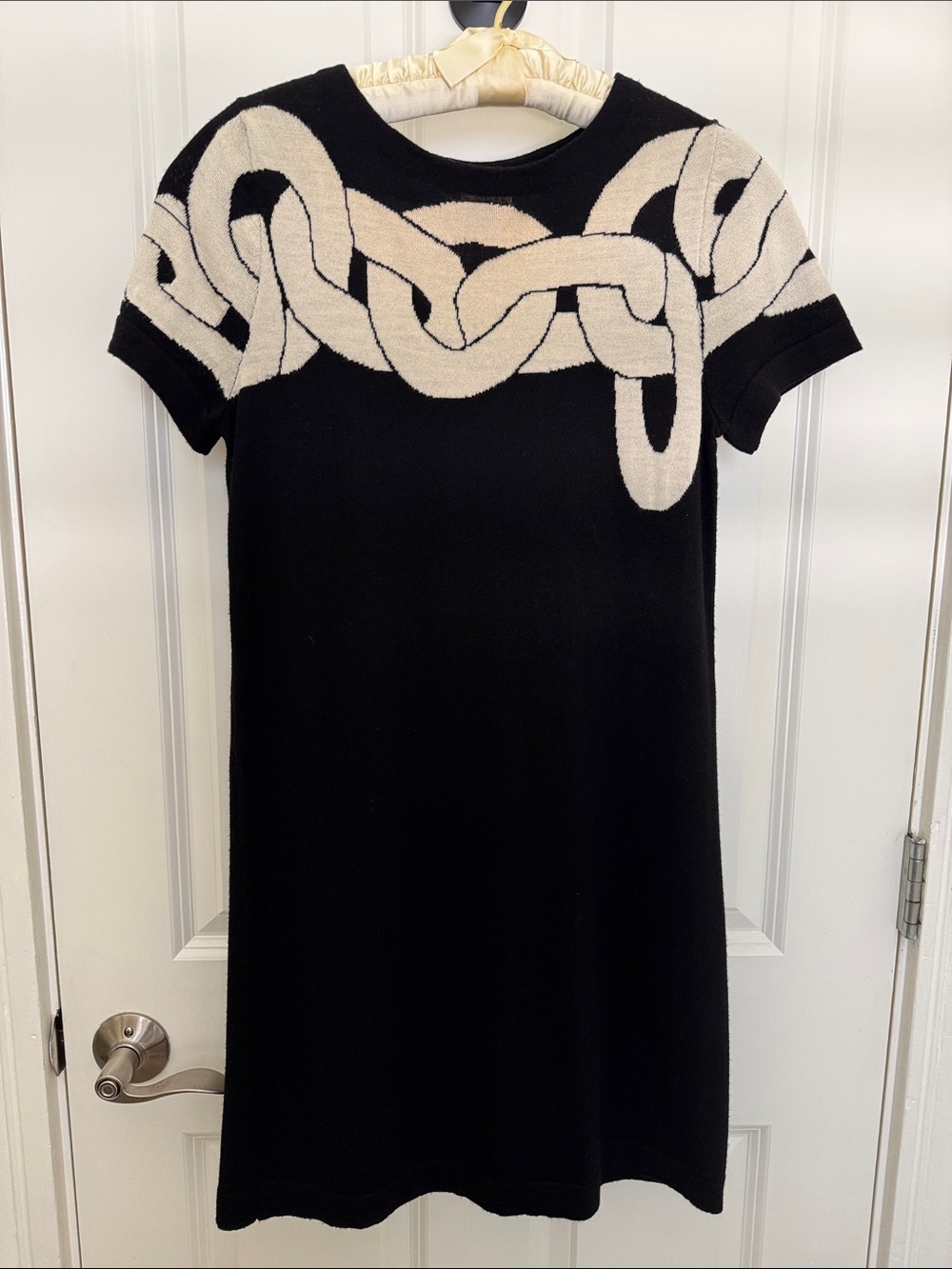 Vintage Diane Von Furstenberg Navy Dress with Cream Chain Detail, size Small